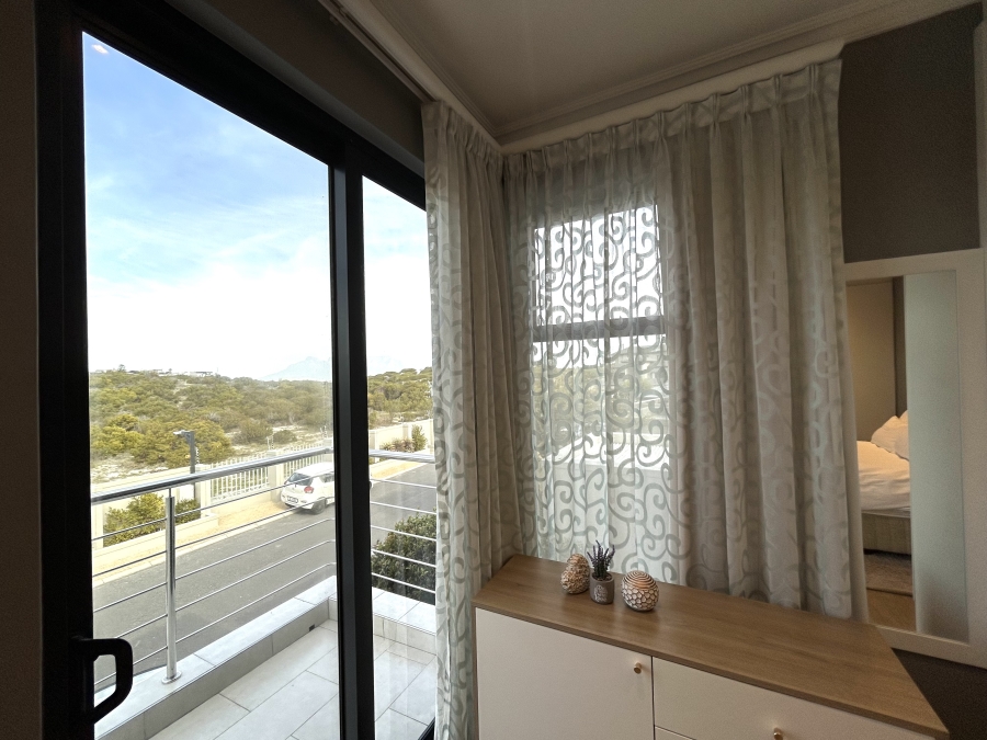To Let 2 Bedroom Property for Rent in Big Bay Western Cape